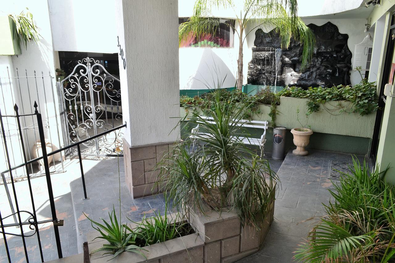 Hotel Laguna Inn Torreón Buitenkant foto