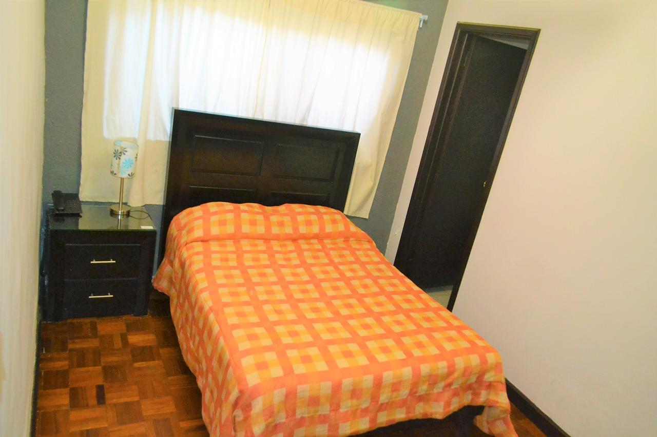 Hotel Laguna Inn Torreón Buitenkant foto